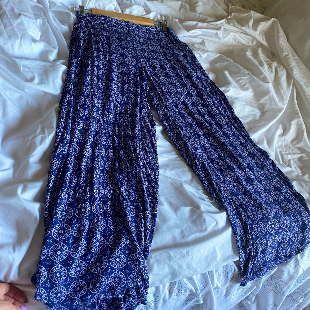 Medium boho side slit pants